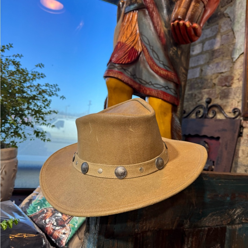 Minnetonka Tan Western Hat
